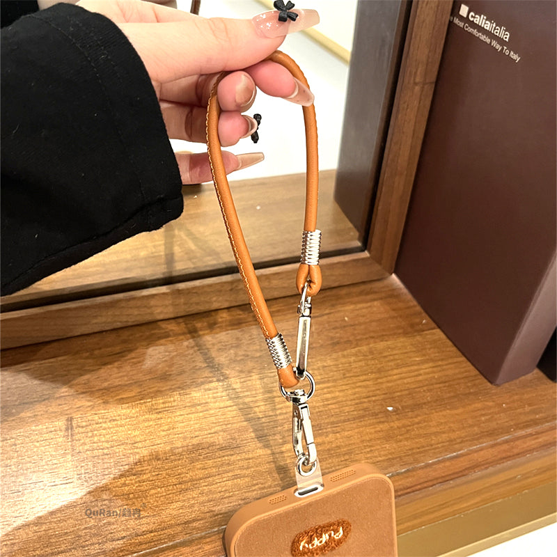 〖i964〗ベロア地 × ダックスフント刺繍 ブラウンの秋冬iPhoneケース