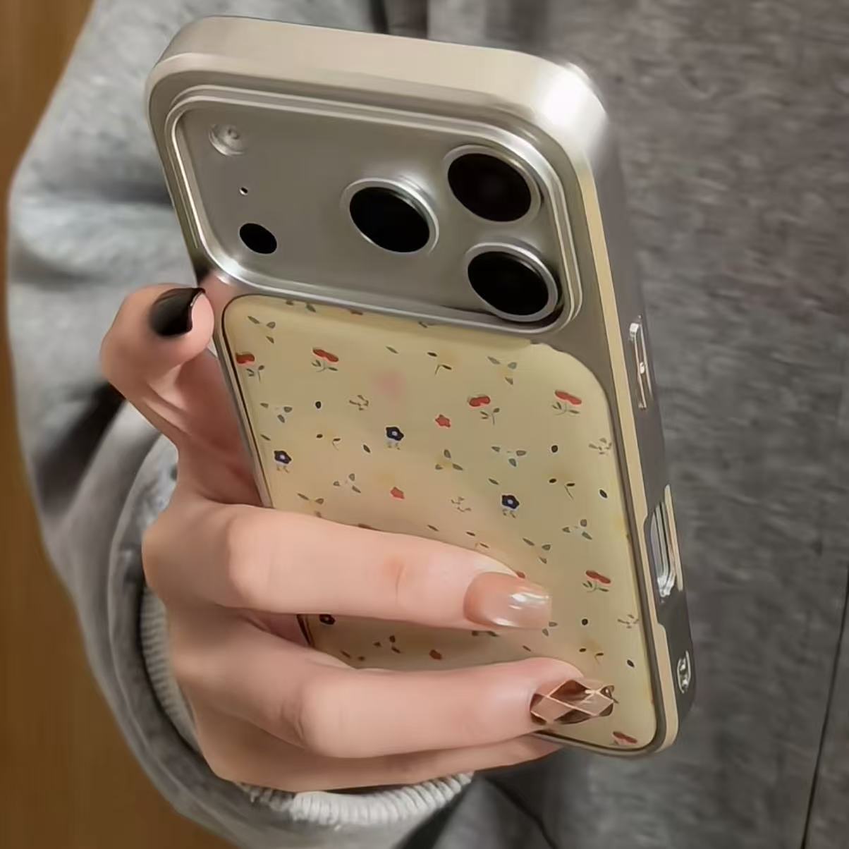 〖i983〗カラフルでちっちゃな花柄 iPhone 17 17Pro Max スマホケース