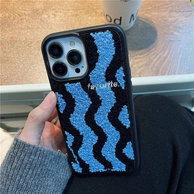 〖i747〗ブルーの刺繍入りスマホケース,iPhone 15 15Pro Max ケース